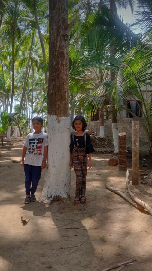 Anandi Villa Adhi Esterno foto